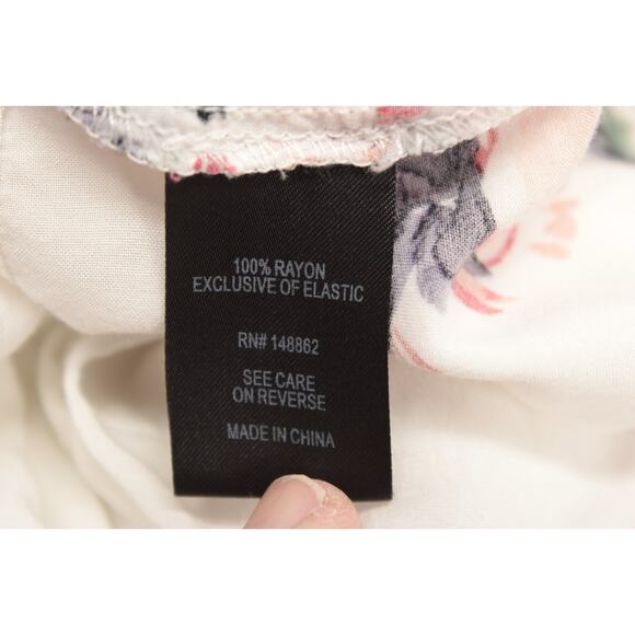 Torrid Modal Lace-Up Smocked Off Shoulder Top White Floral LS Women's 2X - Picture 7 of 9